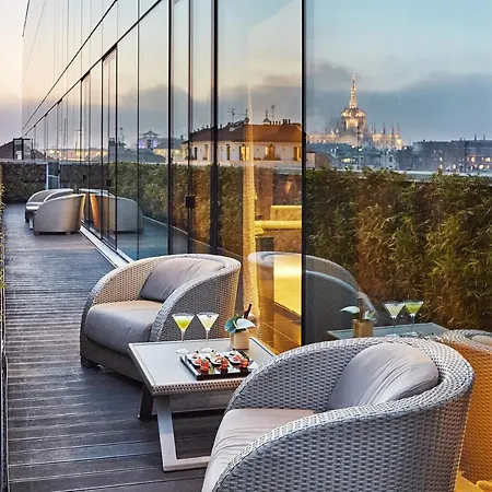 Armani Hotel 5*