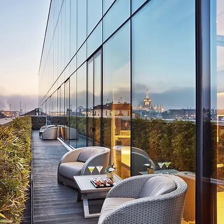 Hotel Armani