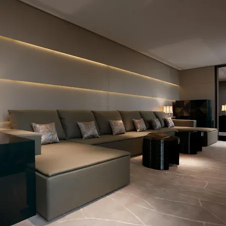 Hotel Armani