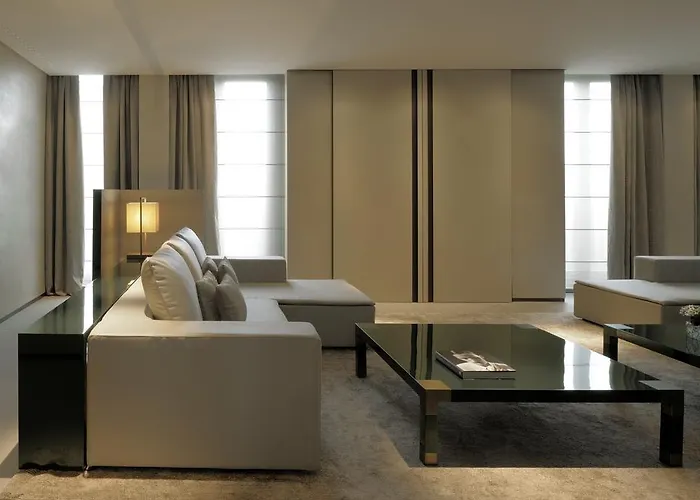 Hotel Armani 5*