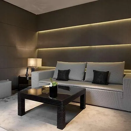 Hotel Armani 5*