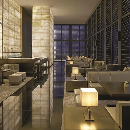 호텔 아르마니 5*