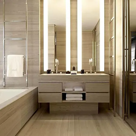 Hotel Armani