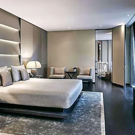 Armani Mailand