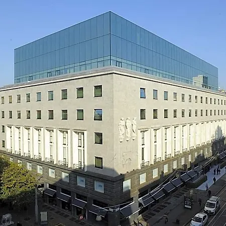 Armani Hotel 5*