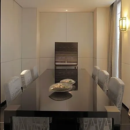 Armani Hotel 5*