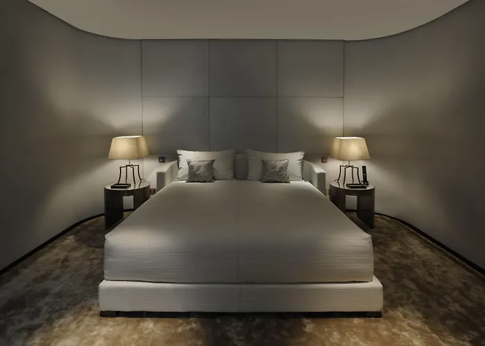 Armani 5* מילאנו