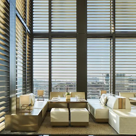 Armani 5* Milán
