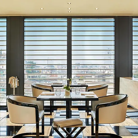 Armani 5* Milán