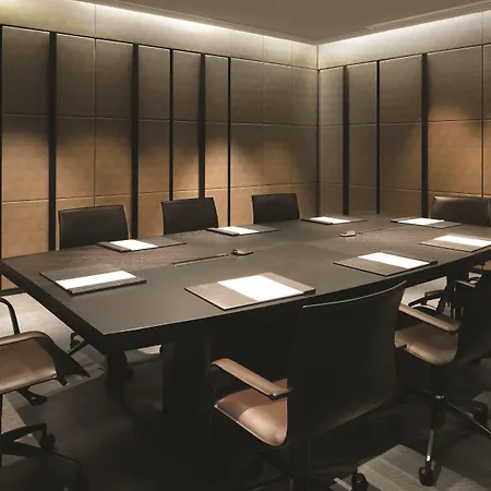Armani Hotel 5*