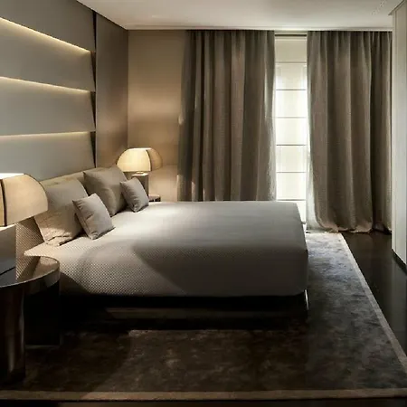 Armani Hotel 5*