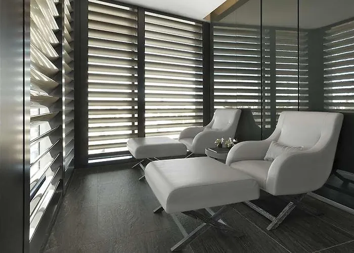 Hotel Armani