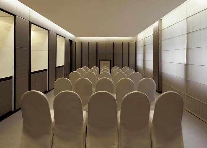 Hotel Armani 5*