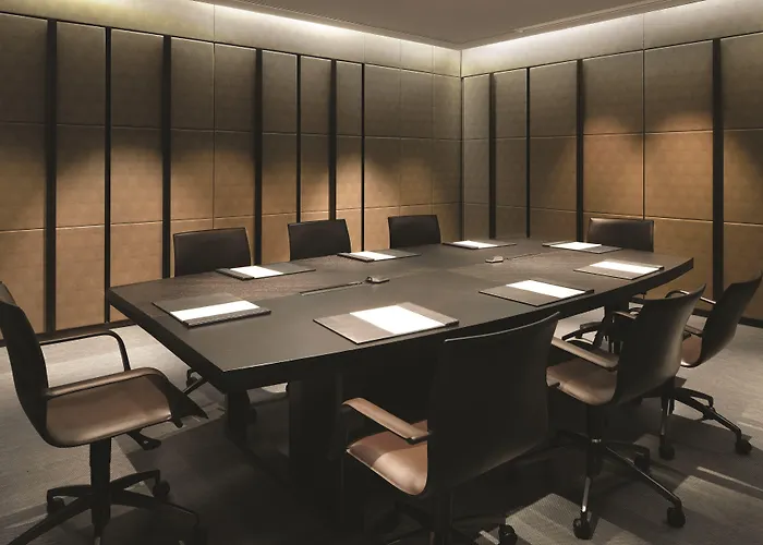 Armani Hotel 5*