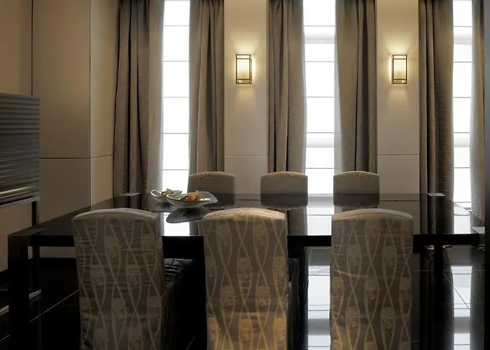 Armani 5* Milão